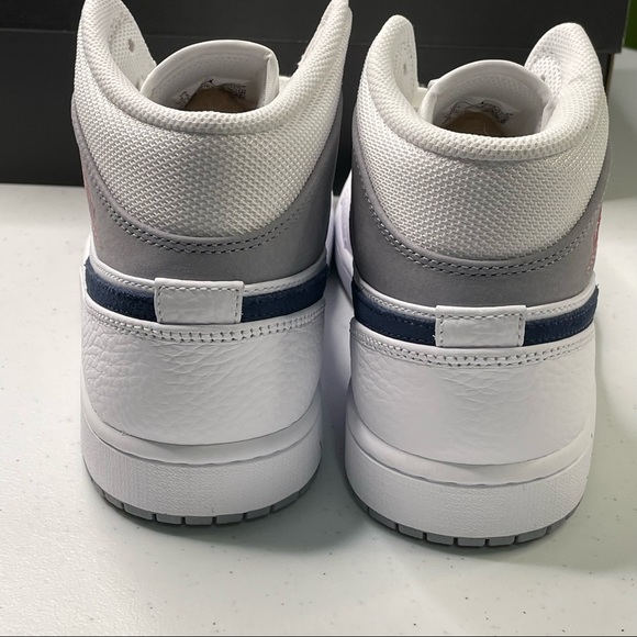 Air Jordan 1 Mid P1 Mens Size 9.5 White Leather Sneakers Basketball Shoes - Picture 4 of 13